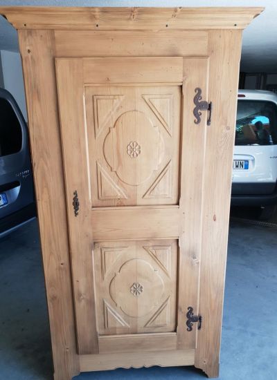 Credenza in legno di abete bio